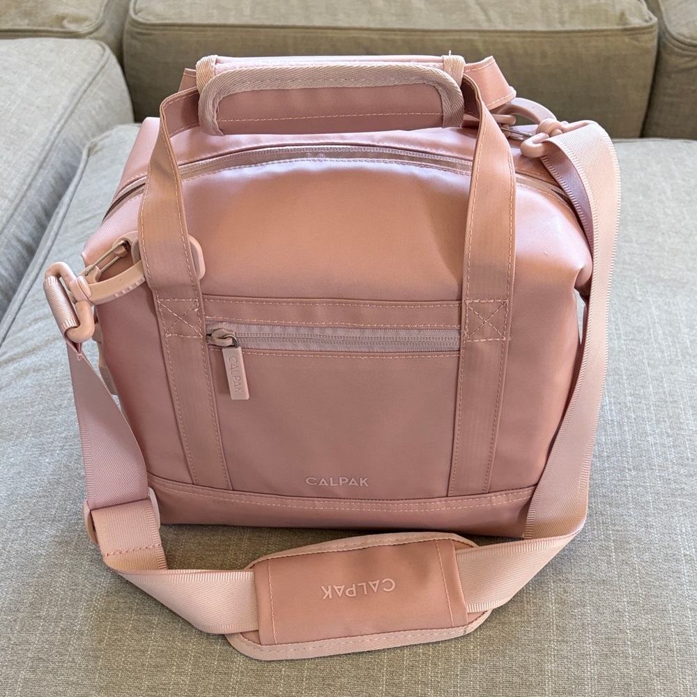 Calpak insulated 8L soft sided cooler bag